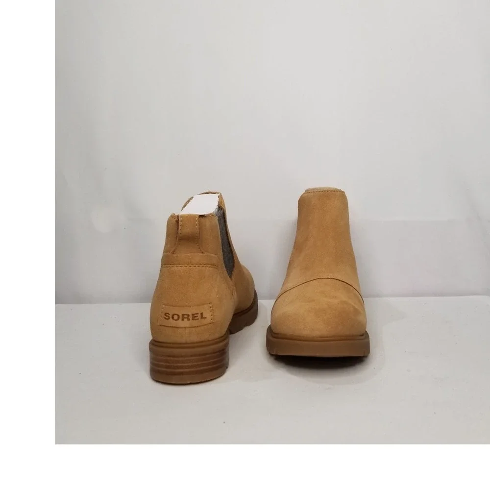 Sorel Women's Emelie III Chelsea Waterproof  Boots Size 7 Tawny Buff, Gum NWT